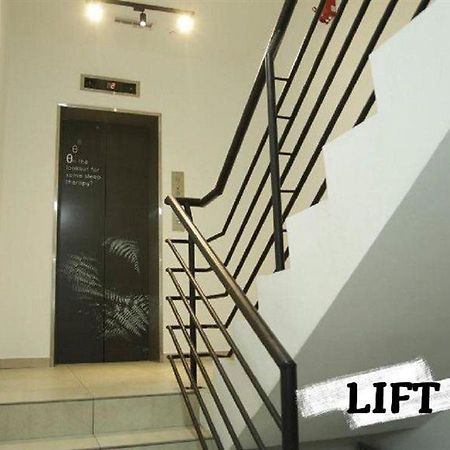 Z Hotel Ara Damansara, Lrt, Mall, Airport Petaling Jaya Ngoại thất bức ảnh