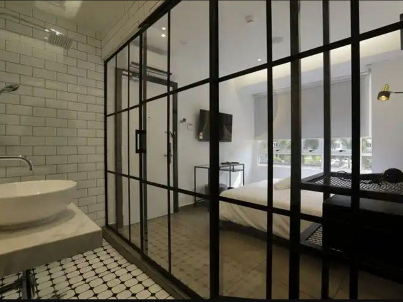 Z Hotel Ara Damansara, Lrt, Mall, Airport Petaling Jaya Ngoại thất bức ảnh